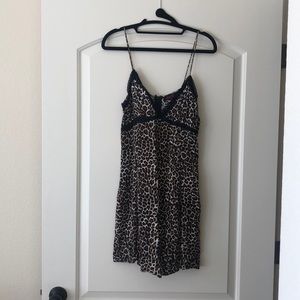 Cheetah print night slip with zipper